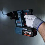 دریل بتن کن چرخشی شارژی بوش مدل GBH 18V-26 F - تصویر 3